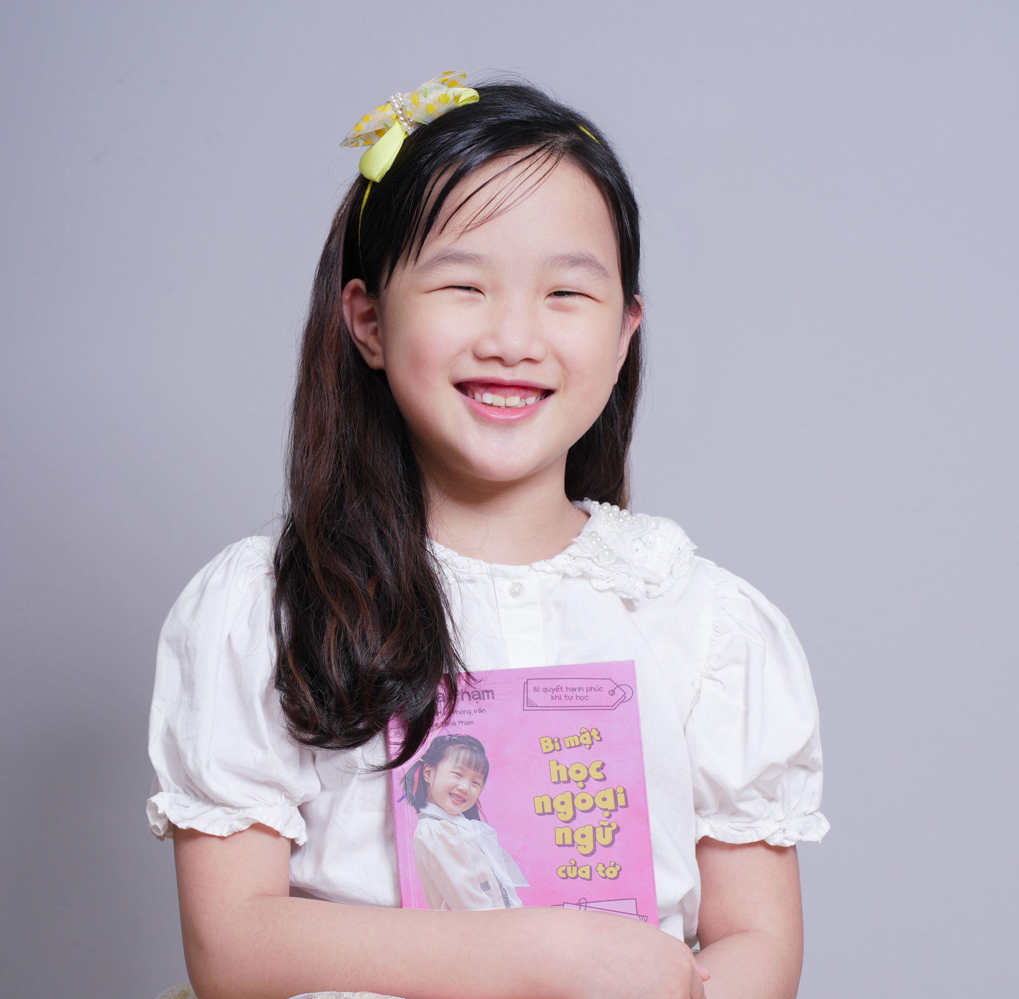 Con gái xinh xắn của MC tài chính ở VTV, thông thạo 3 ngoại ngữ khi mới 7 tuổi - Ảnh 3.