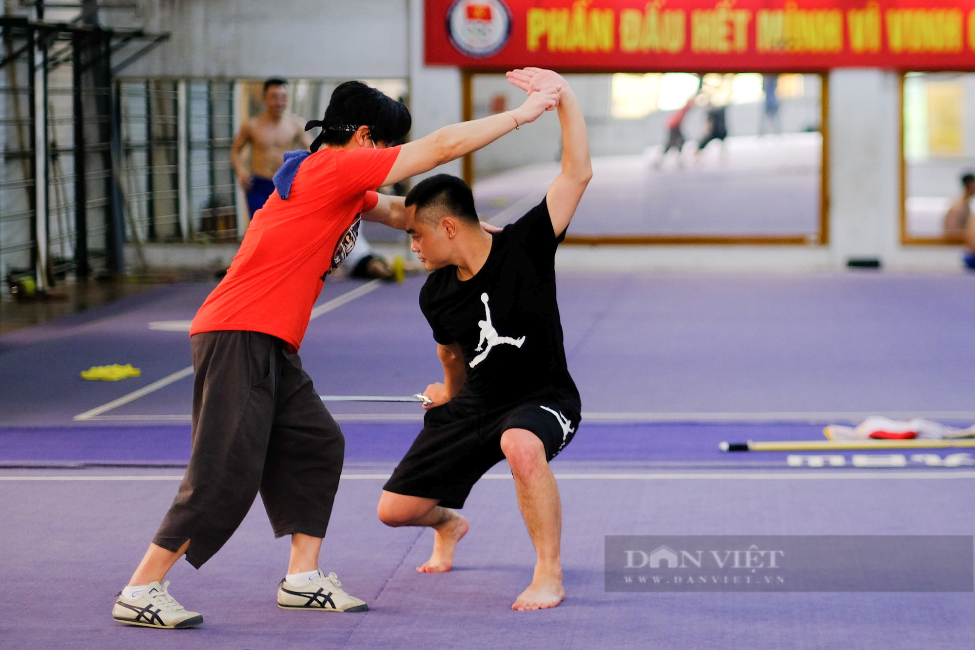 Cô gái Vàng của Wushu Việt Nam Dương Thúy Vi cùng đồng đội sẵn sàng chinh phục SEA Games 31 - Ảnh 11.