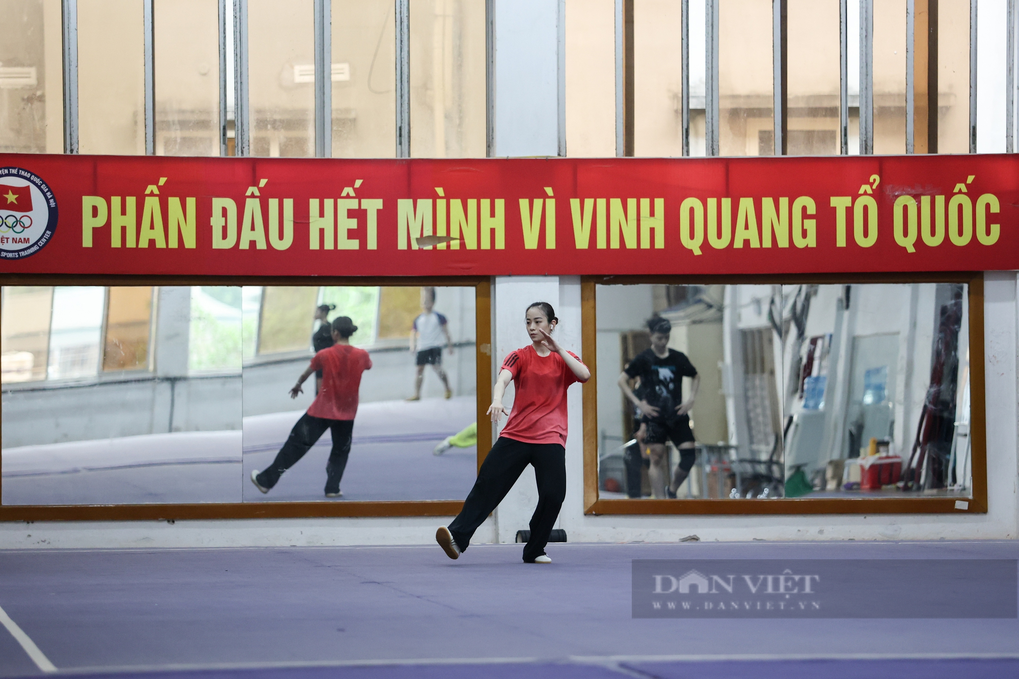 Cô gái Vàng của Wushu Việt Nam Dương Thúy Vi cùng đồng đội sẵn sàng chinh phục SEA Games 31 - Ảnh 13.