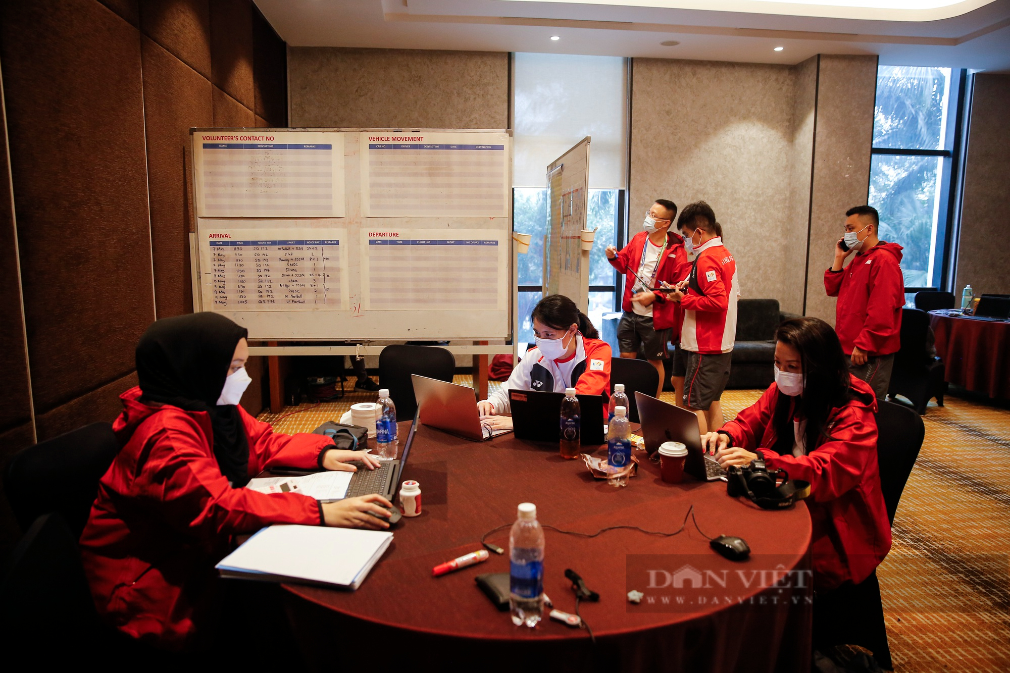 Vận động viên SEA Games 31 các nước bắt đầu đặt chân đến khách sạn 5 sao tại Hà Nội - Ảnh 4.