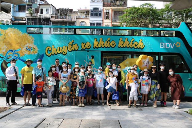 Trải nghiệm miễn phí xe bus 2 tầng xuyên Việt cùng BIDV - Ảnh 2.
