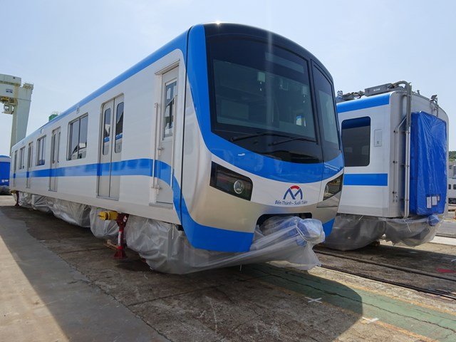 Hai đoàn tàu cuối cùng của tuyến metro số 1 cập cảng Khánh Hội - Ảnh 4.