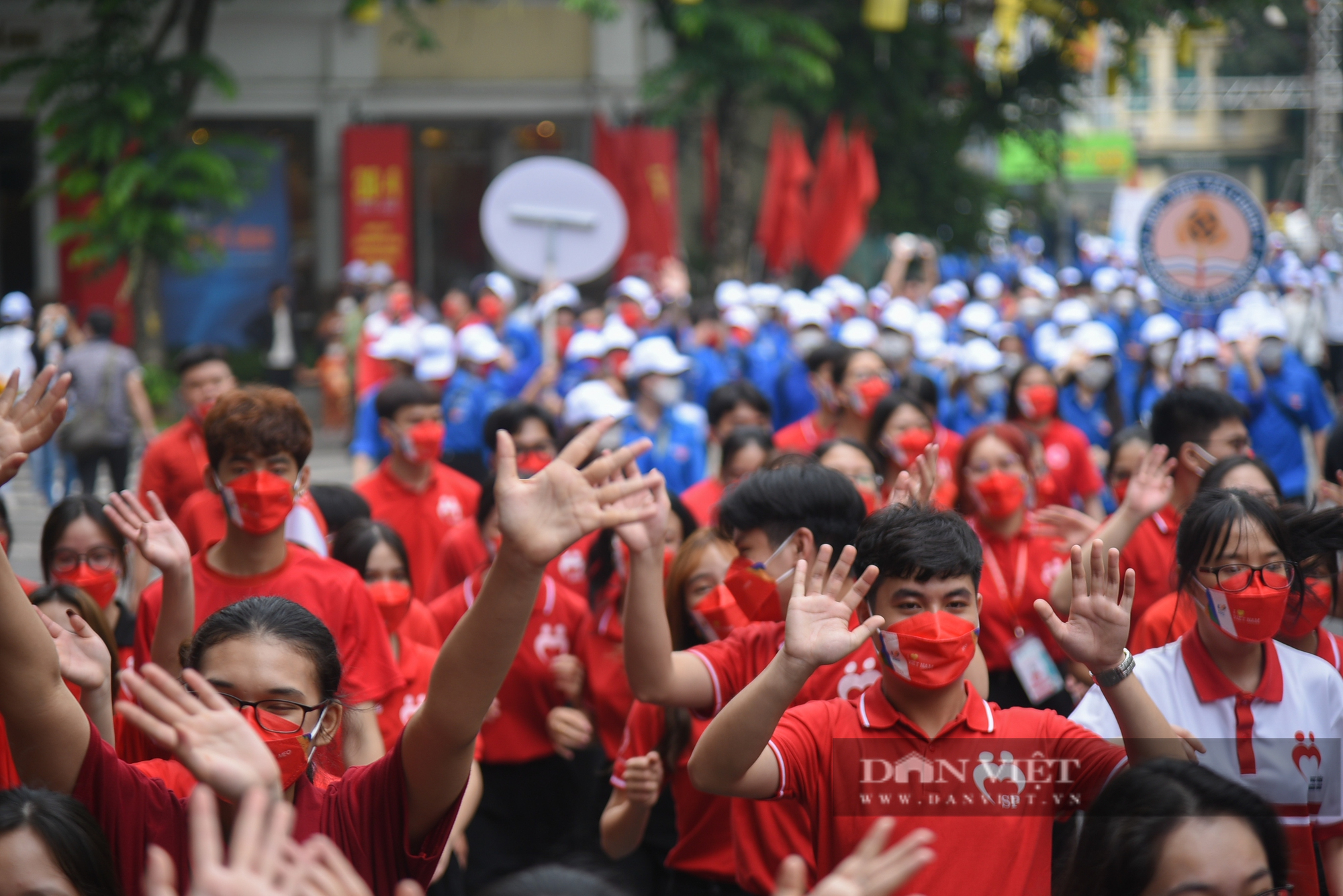 Hơn 10.000 thanh niên đi bộ tại Festival Thanh niên Đông Nam Á chào mừng SEA Games 31 - Ảnh 9.