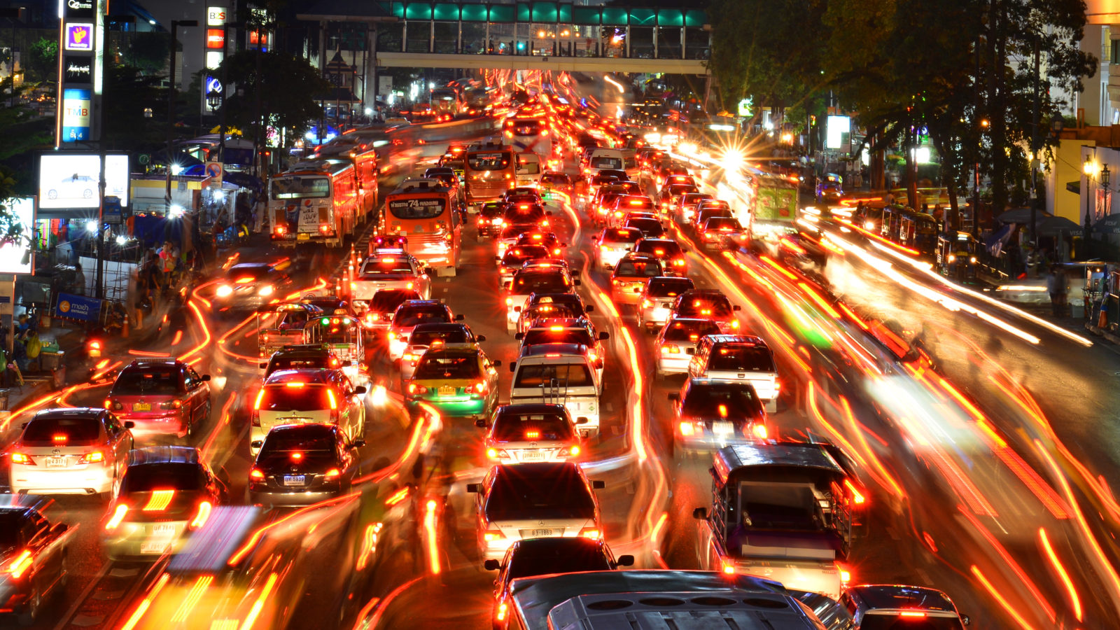 Road safety has become a challenge for developing countries like India, and artificial intelligence-based drones and robots can be used for forensic investigation of accidents. Road.  Photo: @AFP.