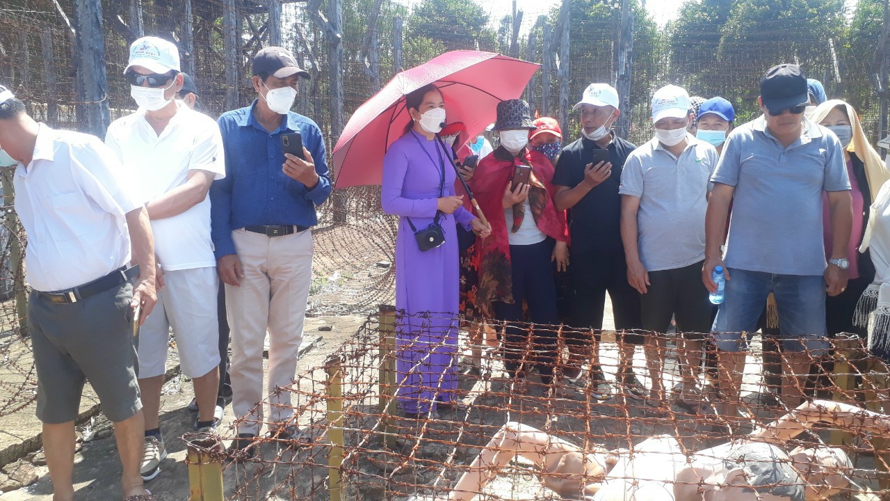 The story of the Phu Quoc tour guide was collected with his own tips and the voices of the insiders - Photo 4.