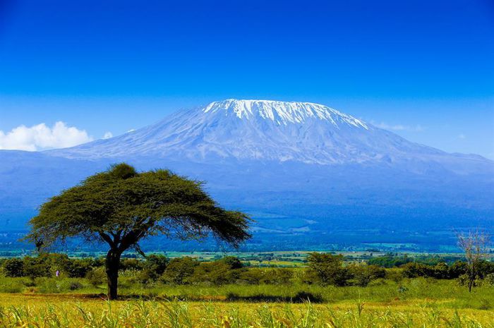 8 ngọn núi lửa nổi tiếng nhất thế giới - Ảnh 6.