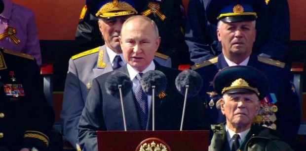 TT Putin tố phương Tây kích động xung đột Ukraine, đe dọa sử dụng 'chiến tranh hạt nhân'  - Ảnh 1.