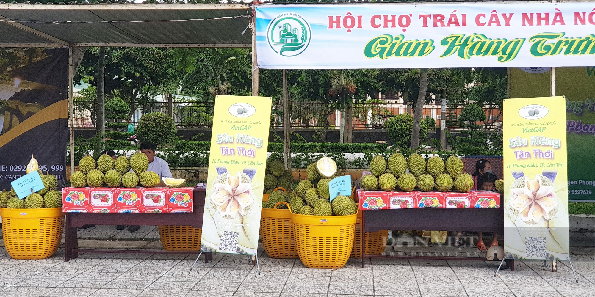 4 loại sầu riêng ngon nhất đang được bán tại hội chợ trái cây miền Tây  - Ảnh 1.