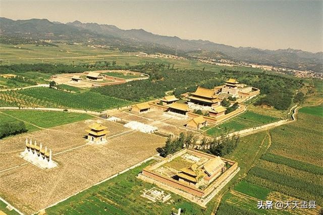 Lăng mộ hoàng đế Trung Hoa được xây dựng dựa trên những yếu tố phong thủy nào? - Ảnh 3.
