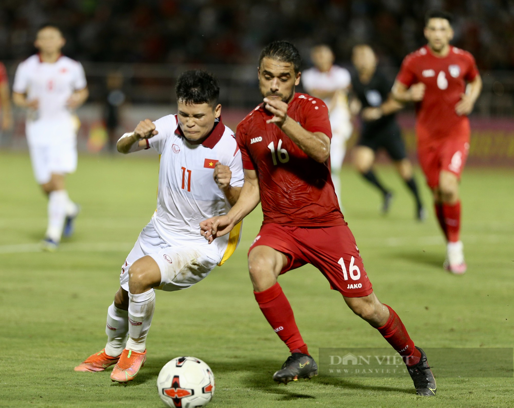 HLV Afghanistan: Việt Nam không dựa vào một ngôi sao như Ronaldo, Messi - Ảnh 2.