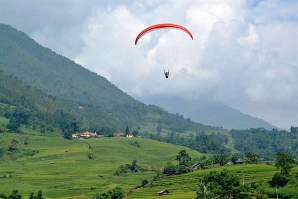 1058711duluon 1654928593442 16549285946741314330579 Lên Bát Xát thưởng ngoạn Lễ hội mùa Thu “Y Tý Sức hút đại ngàn”