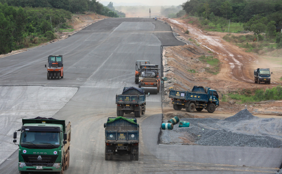 Dự án cao tốc Phan Thiết - Dầu Giây tức tốc về đích cuối năm 2022 - Ảnh 1.