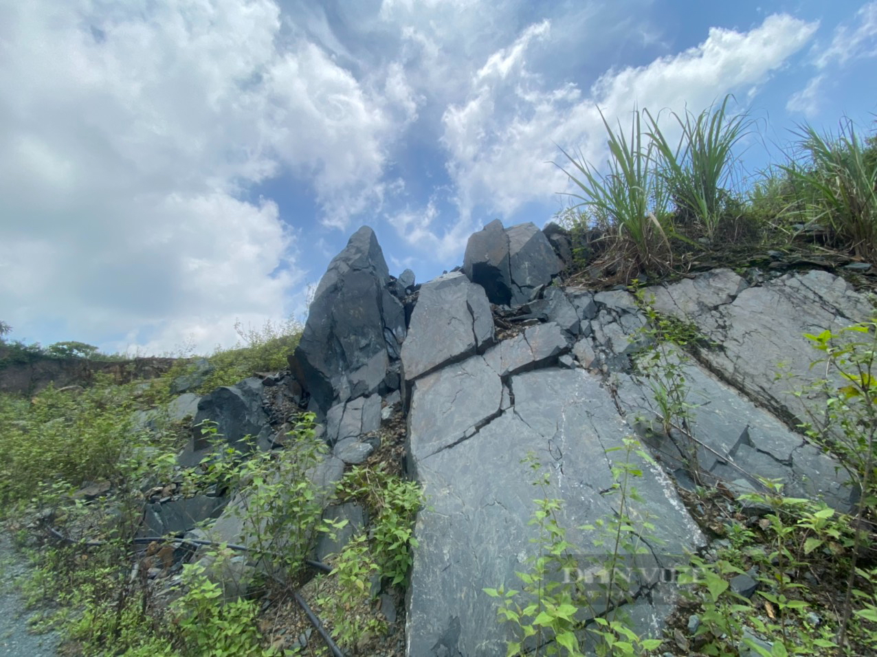 Hậu khai thác khoáng sản ở Hà Nội: Những “hố tử thần” giữa thủ đô - Ảnh 5.