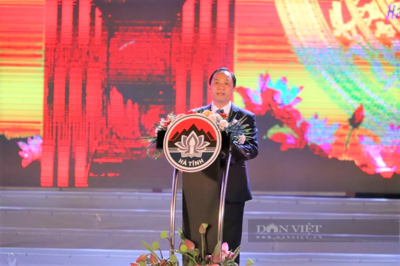 Ảnh - Clip: Thủ tướng Phạm Minh Chính dự Lễ kỷ niệm 65 năm Ngày Bác Hồ về thăm Hà Tĩnh - Ảnh 2.