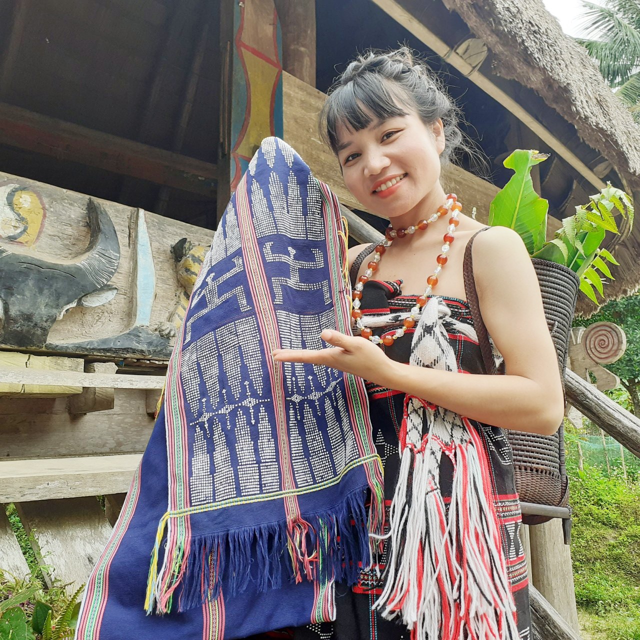 Trai làng, gái làng ở Quảng Nam làm nông, sống ở quê, quay Youtube khiến vạn người mê - Ảnh 3.