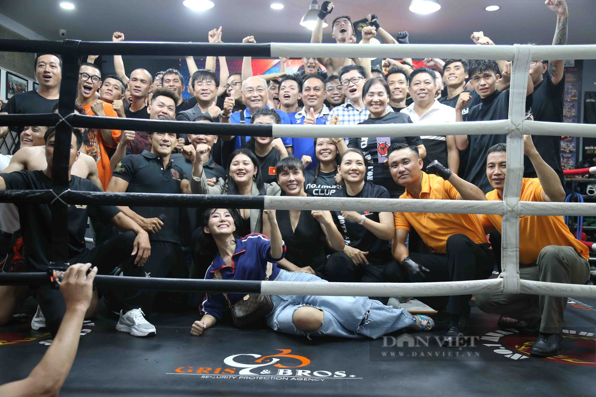 Vừa thắng giải MMA, Nguyễn Trần Duy Nhất thành “bầu show” giải võ - Ảnh 13.