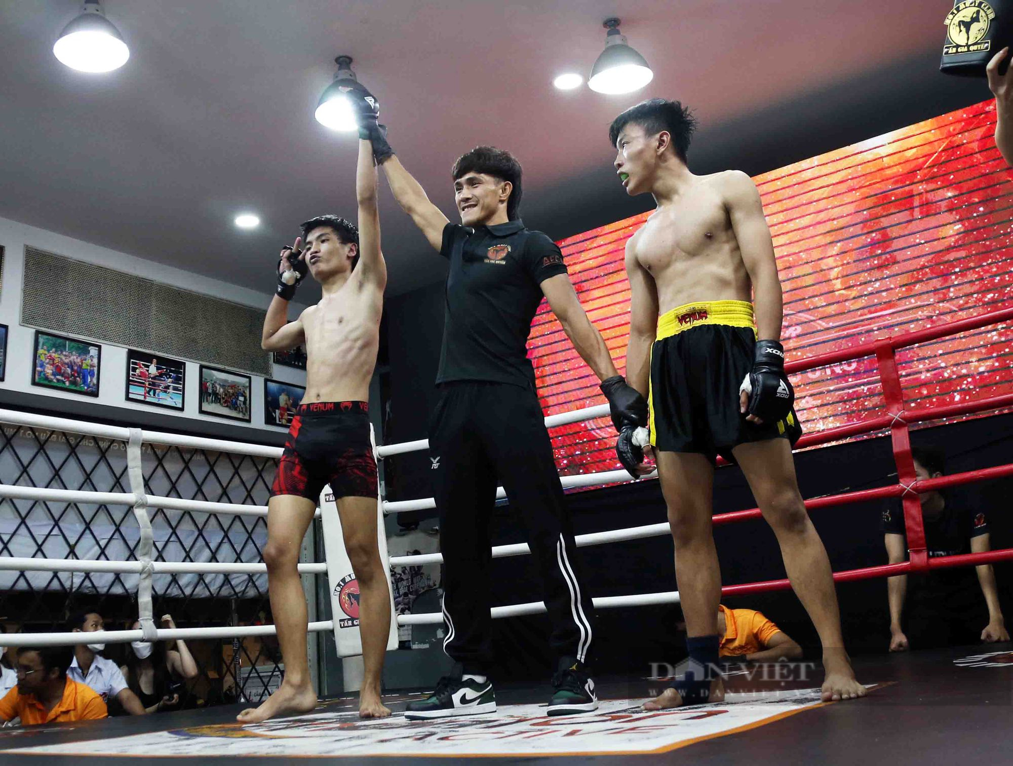 Vừa thắng giải MMA, Nguyễn Trần Duy Nhất thành “bầu show” giải võ - Ảnh 12.