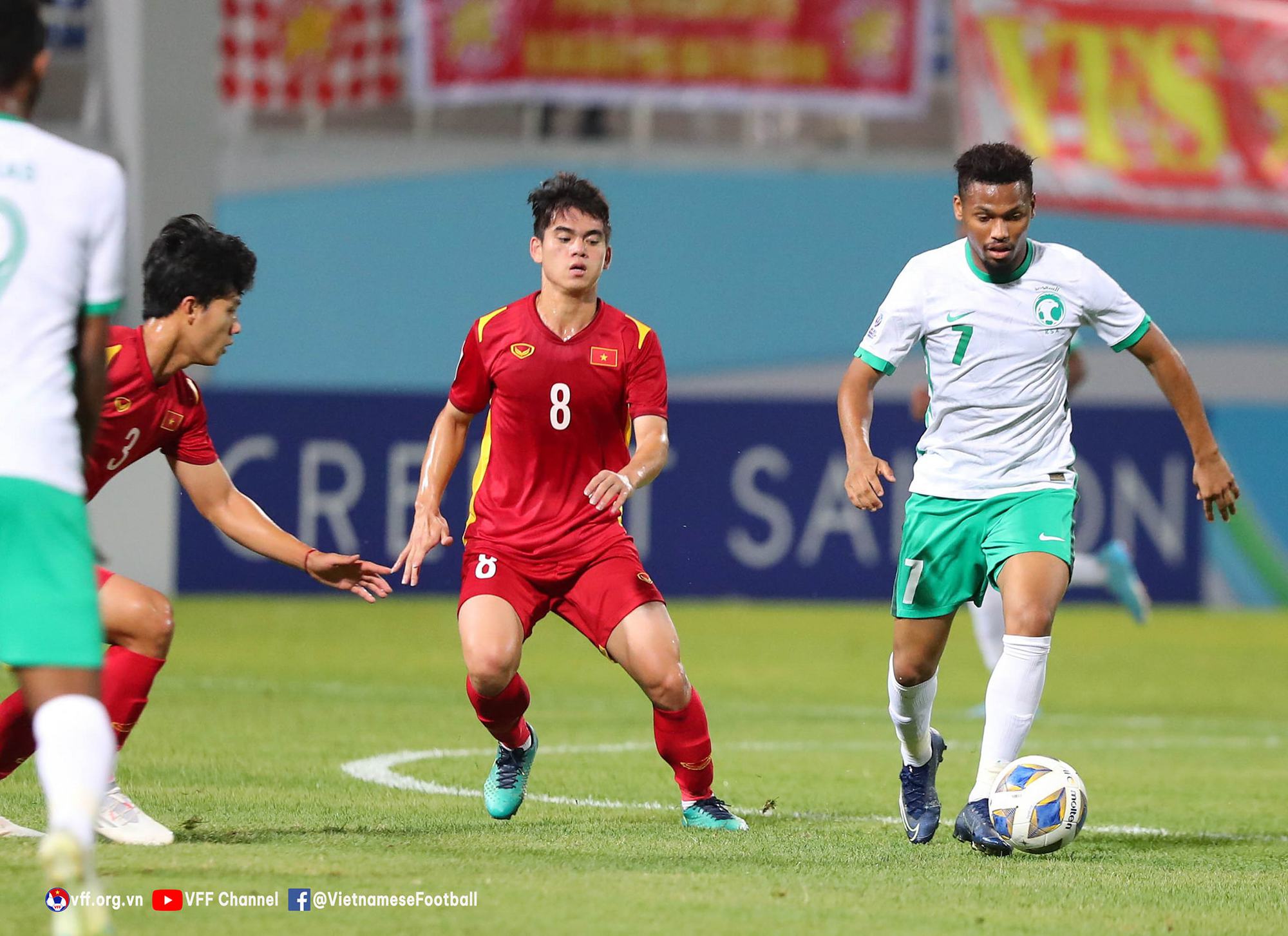 Bao nhiêu cầu thủ U23 Việt Nam đủ tuổi dự SEA Games 32, VCK U23 châu Á 2024? - Ảnh 2.