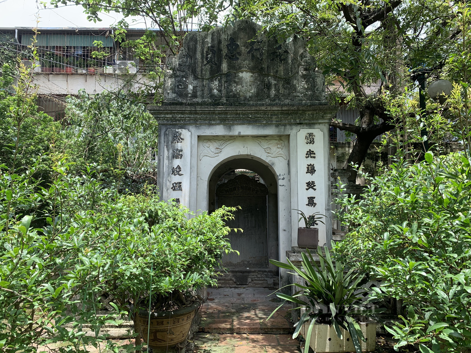 Kiến trúc độc đáo bên trong khu lăng mộ cổ trăm năm tuổi ở giữa lòng Thủ đô - Ảnh 5.