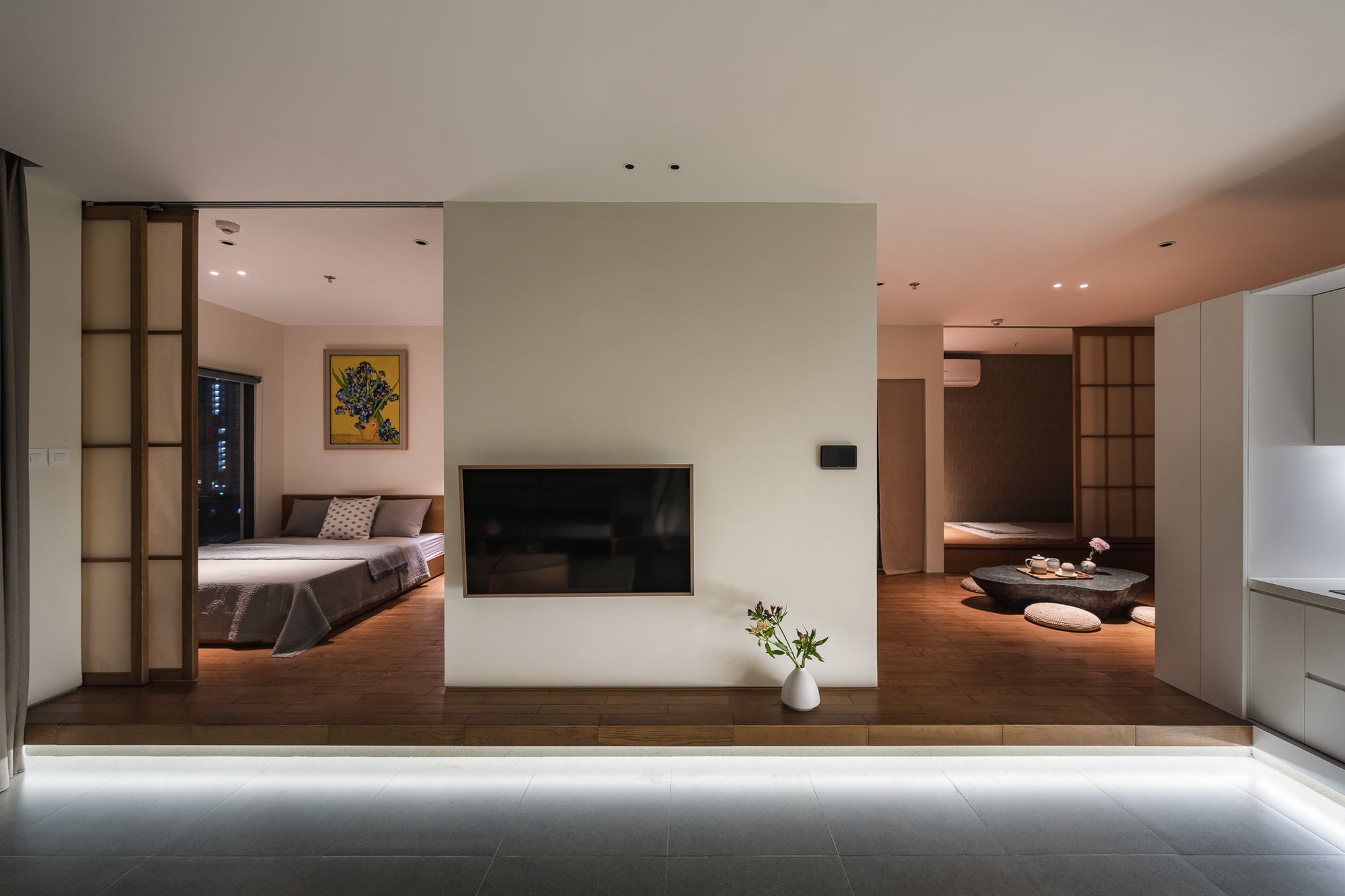 Ấn tượng căn hộ thiết kế theo phong cách Zen Nhật Bản của gia chủ người Nhật tại Hà Nội  - Ảnh 3.