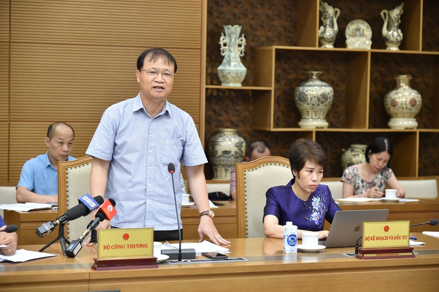 &quot;Toàn cầu &quot;bão giá&quot;, chúng ta kiểm soát lạm phát được như thế này đã là thành công&quot; - Ảnh 1.