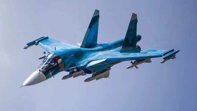 Hành động táo tợn, Su-34 của Nga phải hứng đòn của Không quân Ukraine - Ảnh 1.