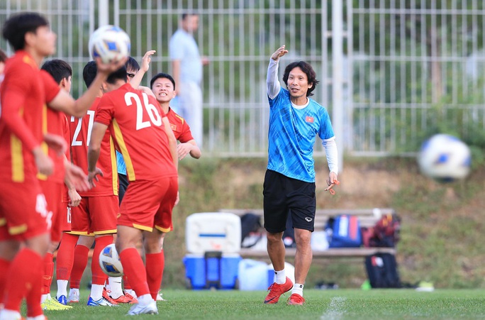 Tin sáng (14/6): HLV Gong Oh-kyun sẽ dẫn dắt U23 Việt Nam dự SEA Games 32? - Ảnh 1.