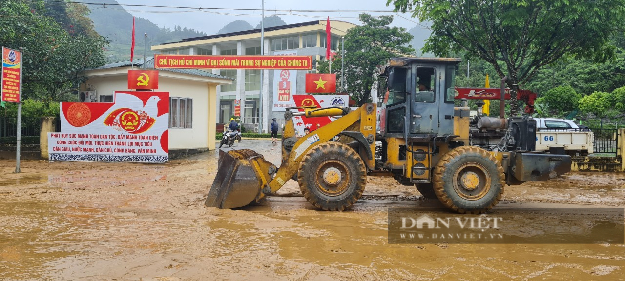 Lào Cai: Mưa lũ làm hàng trăm ha lúa, hoa màu bị ngập sâu - Ảnh 8.