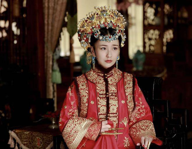 Nữ nhân duy nhất được mặc long bào khi chôn cất trong lịch sử Trung Quốc là ai? - Ảnh 2.