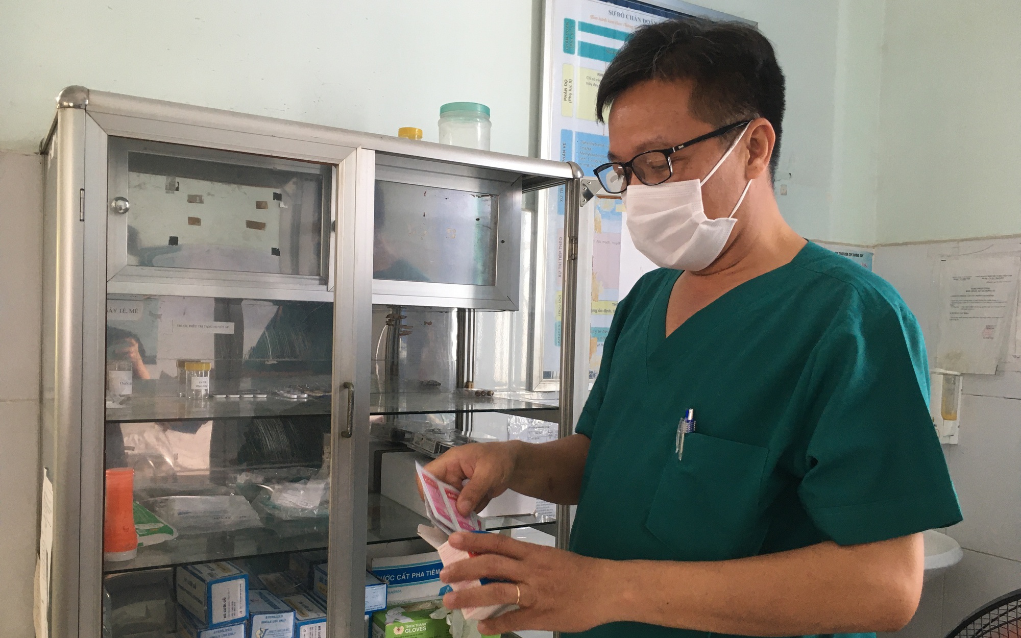 Thiếu thuốc, thiếu vật tư y tế ảnh hưởng quyền lợi người khám chữa bệnh BHYT, BHXH Việt Nam lên tiếng