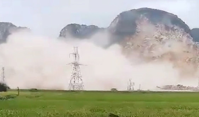 Quảng Ngãi:
Doanh nghiệp nổ mìn san lấp mặt bằng làm đứt dây điện 110kW ở KKT Dung Quất
 - Ảnh 1.