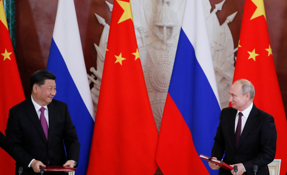Tổng thống Pháp ám chỉ thời điểm phương Tây 'từ bỏ' Ukraine, lãnh đạo Trung Quốc và Nga tổ chức điện đàm - Ảnh 2.