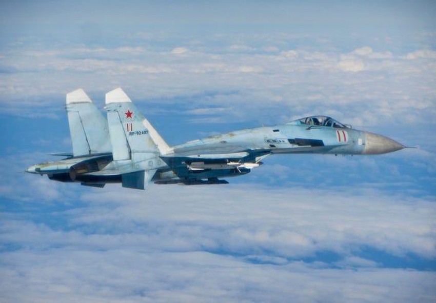 Tiêm kích Su-27 của Nga và của Kiev cùng đọ sức trên chiến trường Ukraine - Ảnh 1.