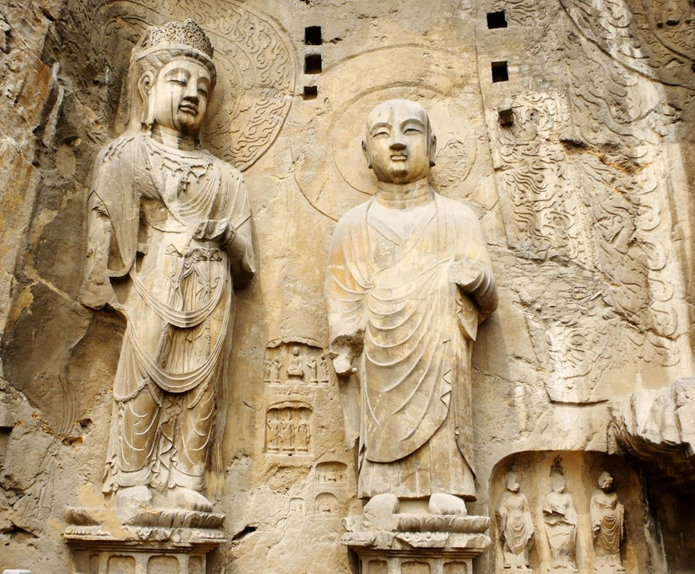 Hang đá chứa hơn 100.000 tượng Phật hút khách quốc tế ở Trung Quốc - Ảnh 5.