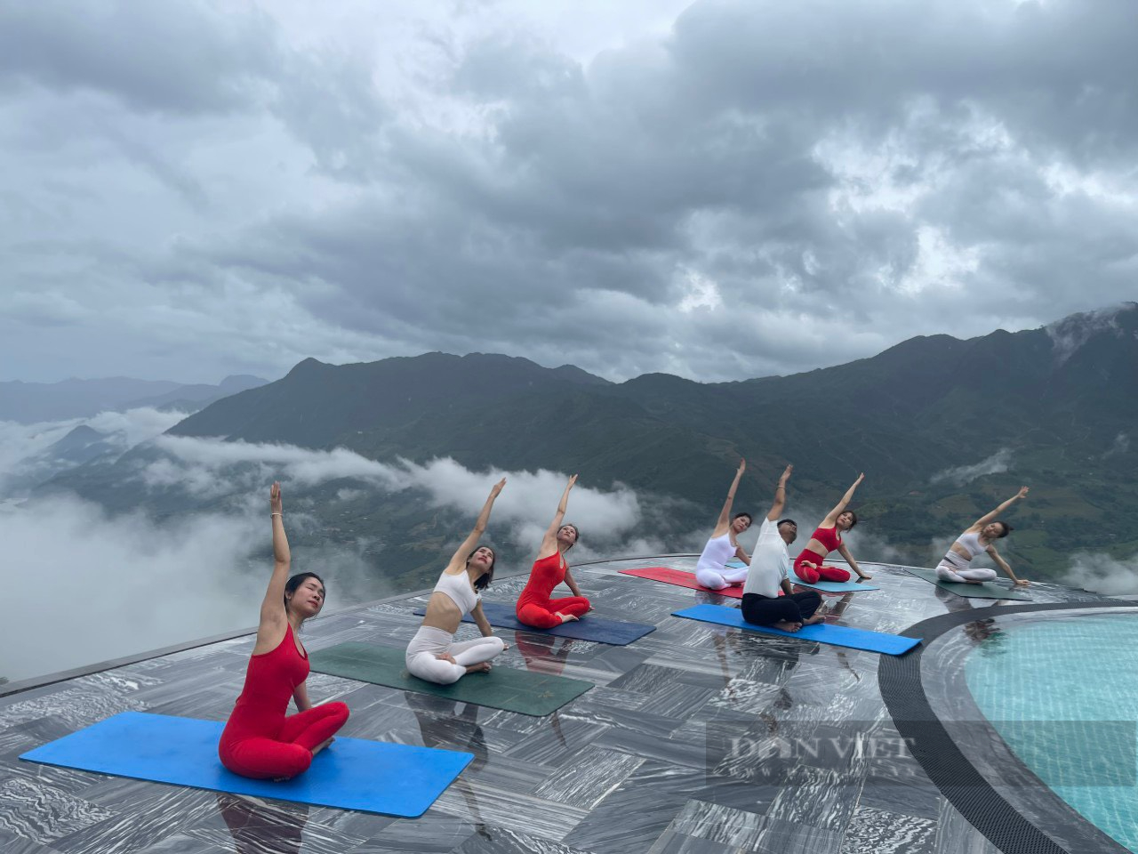 Khoảng 500 người sẽ tham gia đồng diễn Yoga tại Ngày quốc tế Yoga lần thứ 8 trên đỉnh Fansipan  - Ảnh 5.