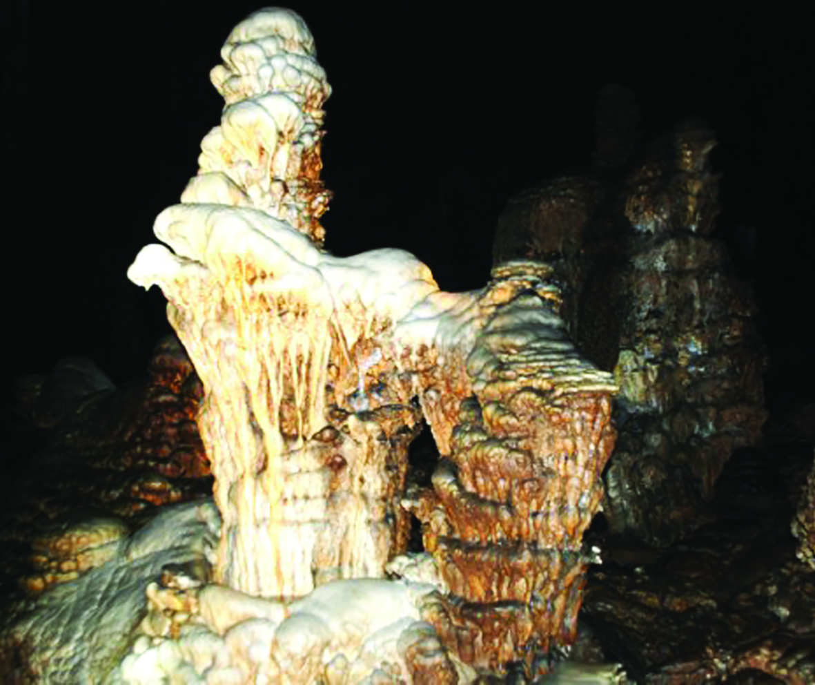 Non nước Cao Bằng vô số hang động to nhỏ, đây là top 4 hang động được ví như thiên đường - Ảnh 1.