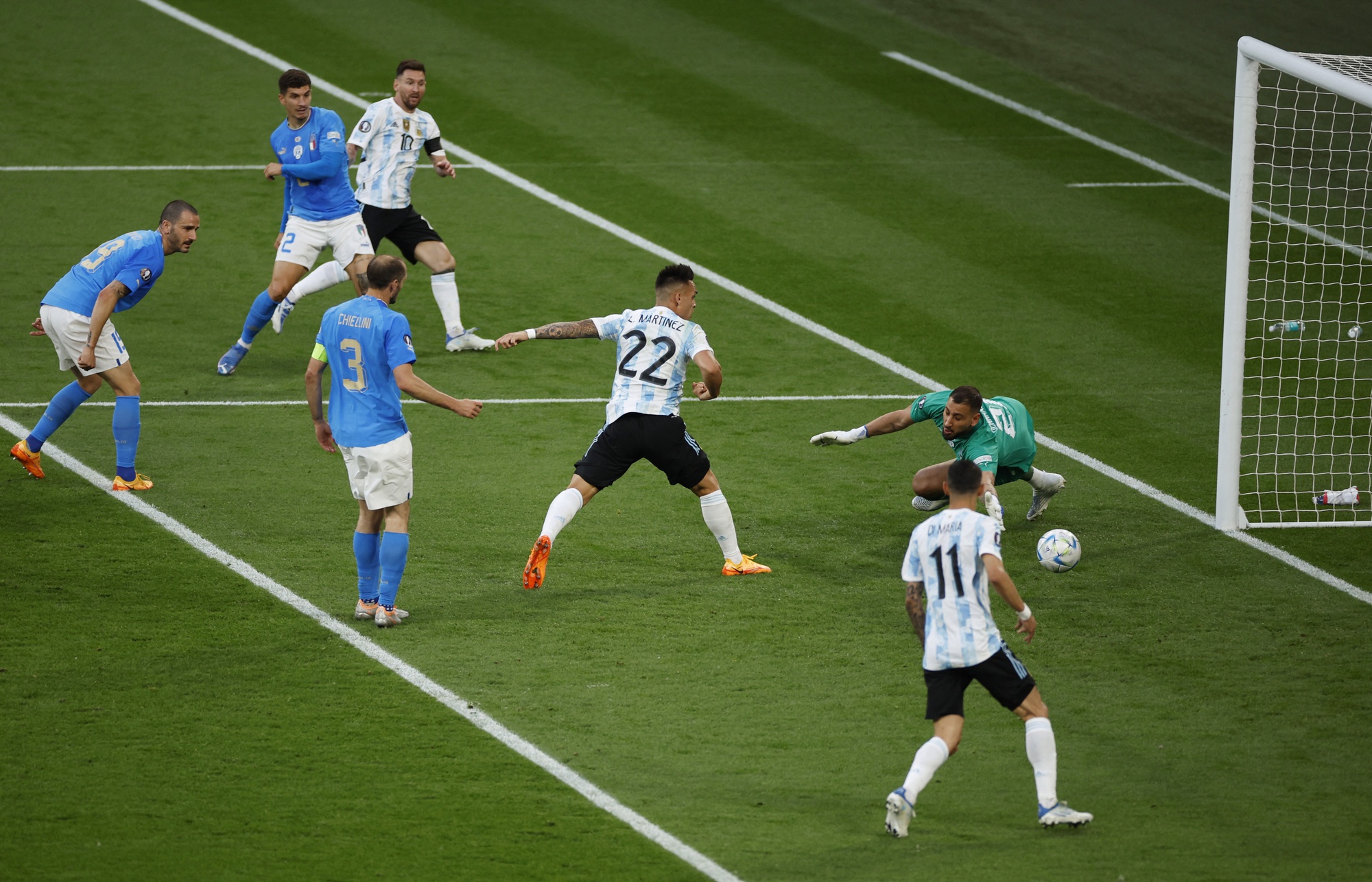 Messi giúp Argentina giành Siêu cúp Liên lục địa - Ảnh 3.