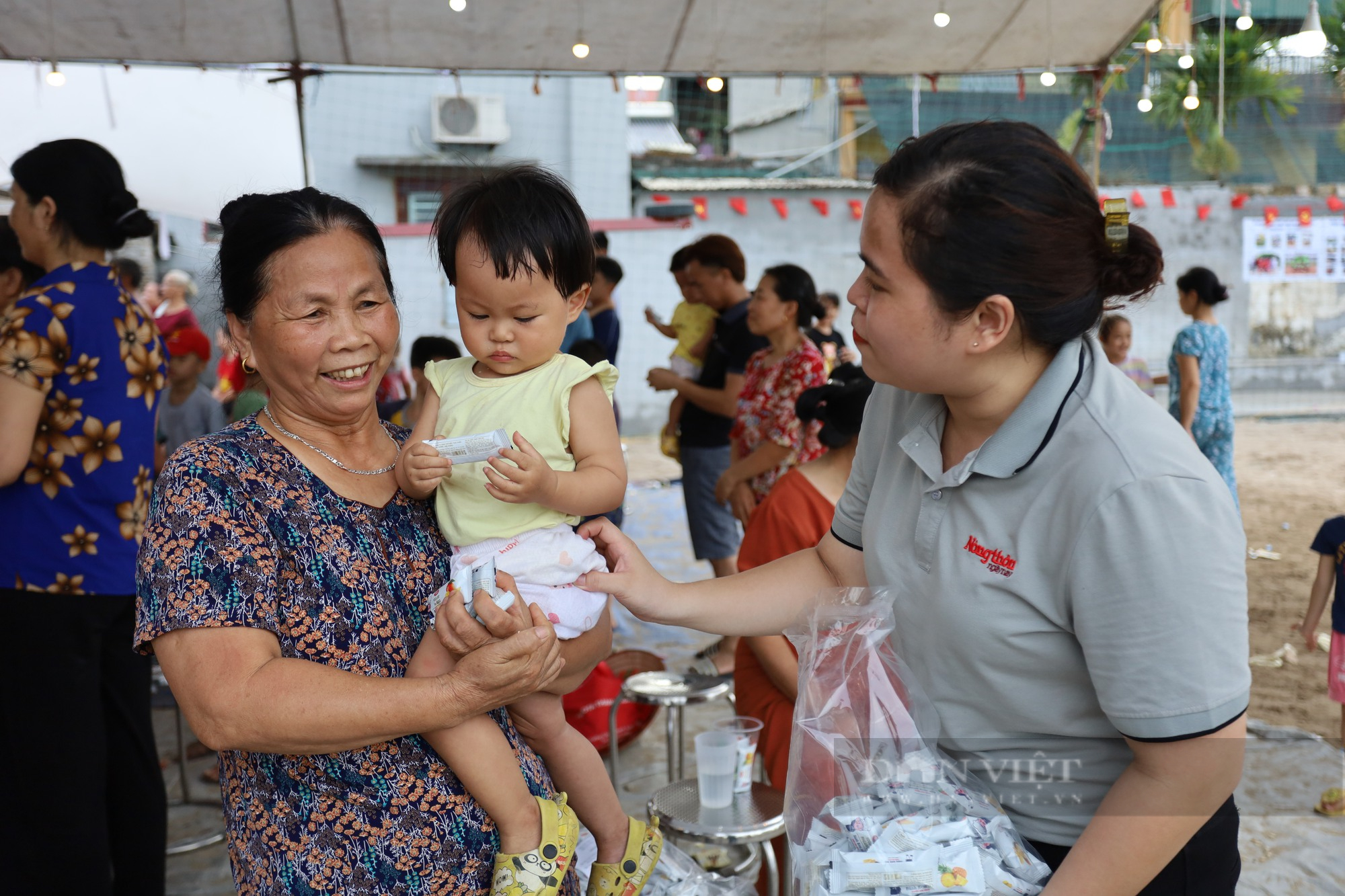 Đưa sách về với trẻ em nông thôn Ninh Bình - Ảnh 11.