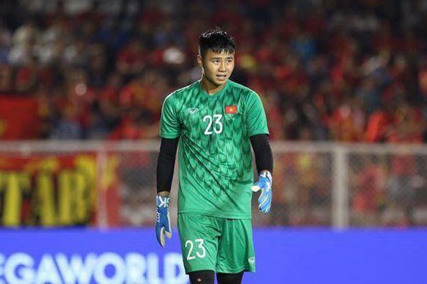 Clip: Sai lầm ngớ ngẩn của Văn Toản khiến U23 Việt Nam bị gỡ hoà - Ảnh 1.