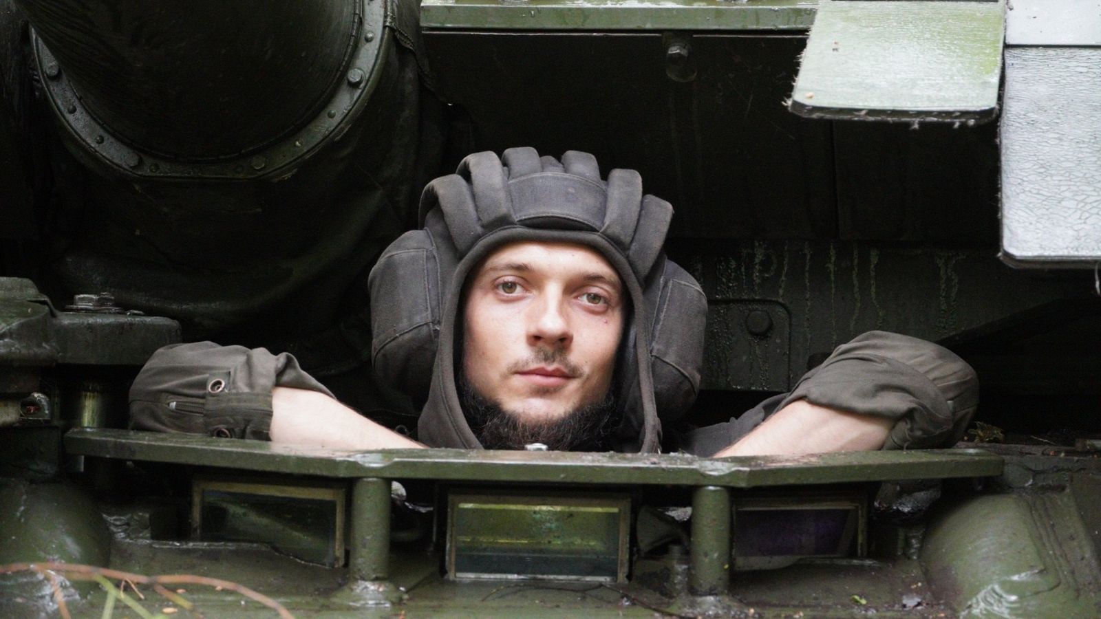 Đơn vị xe tăng bí mật của Ukraine ẩn sâu trong rừng gieo 'ác mộng' cho quân đội Nga - Ảnh 4.