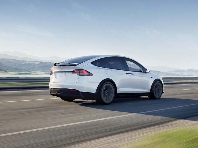 Trung Quốc hạn chế xe Tesla vì lo ngại nguy cơ gián điệp - Ảnh 2.