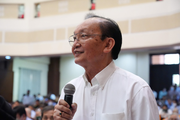 Chủ tịch nước Nguyễn Xuân Phúc: TP.HCM phải ngăn chặn khủng hoảng hệ thống y tế - Ảnh 1.