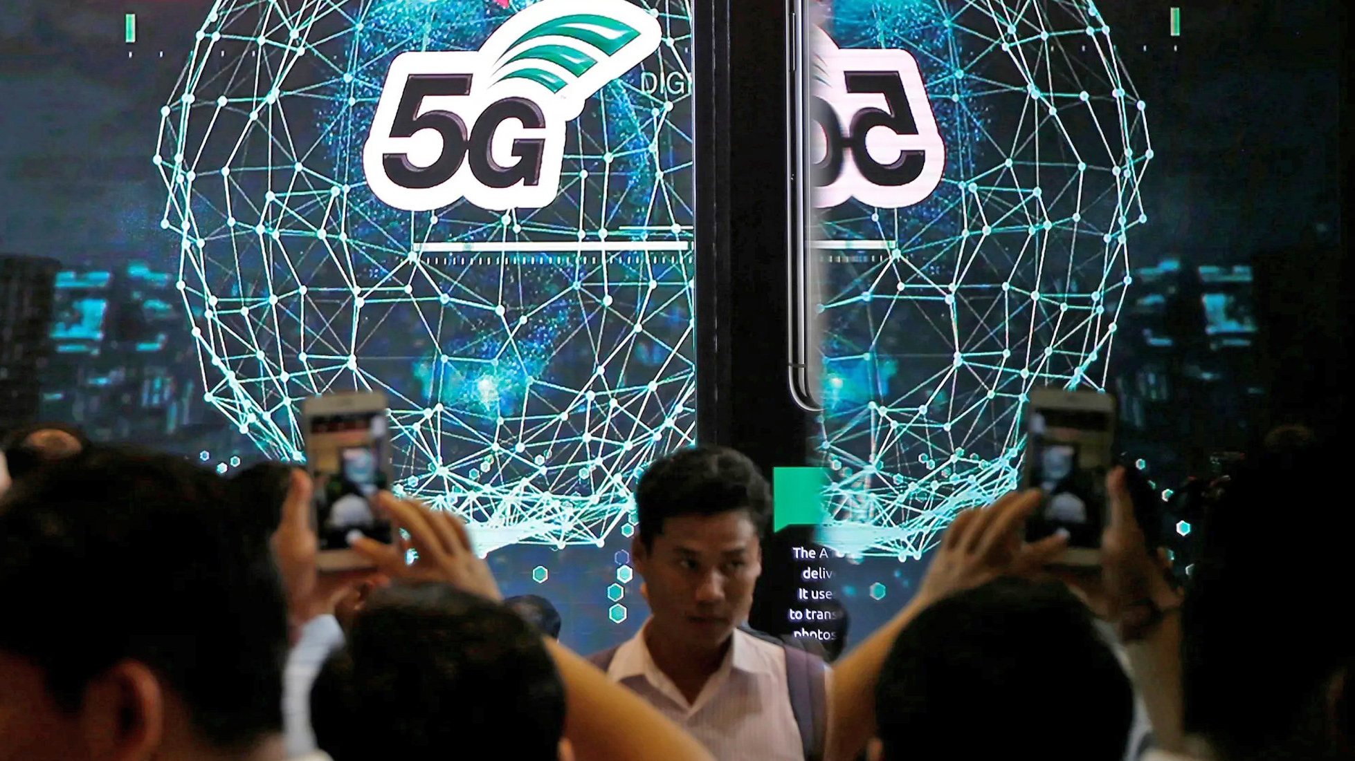 Thái Lan khuyến khích các doanh nghiệp sử dụng công nghệ 5G. Ảnh: @AFP.