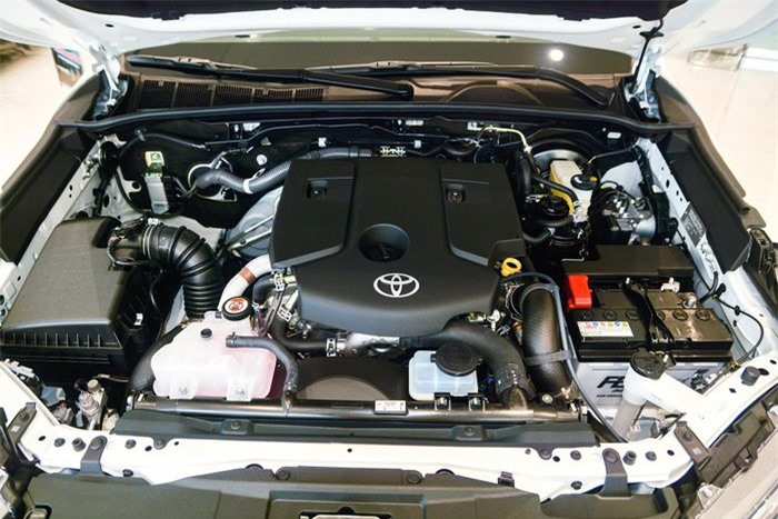 Toyota Hilux âm thầm rút khỏi thị trường Việt Nam - Ảnh 2.