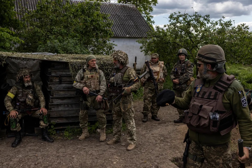 Báo Mỹ tiết lộ sốc về mạng lưới bí mật các biệt kích và tình báo phương Tây đang giúp Ukraine - Ảnh 1.