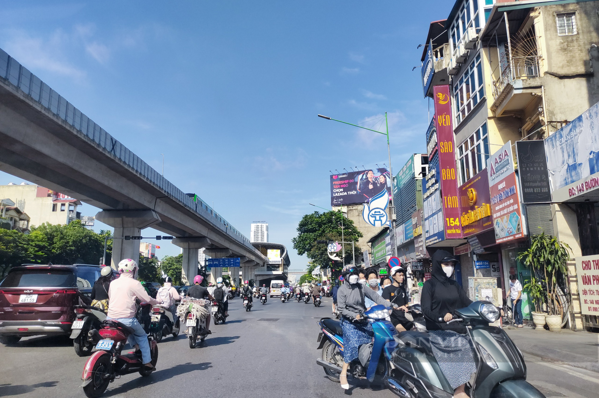 Hà Nội: Giao thông &quot;hỗn loạn&quot; trên cung đường Nguyễn Trãi trước đề xuất tách làn - Ảnh 7.