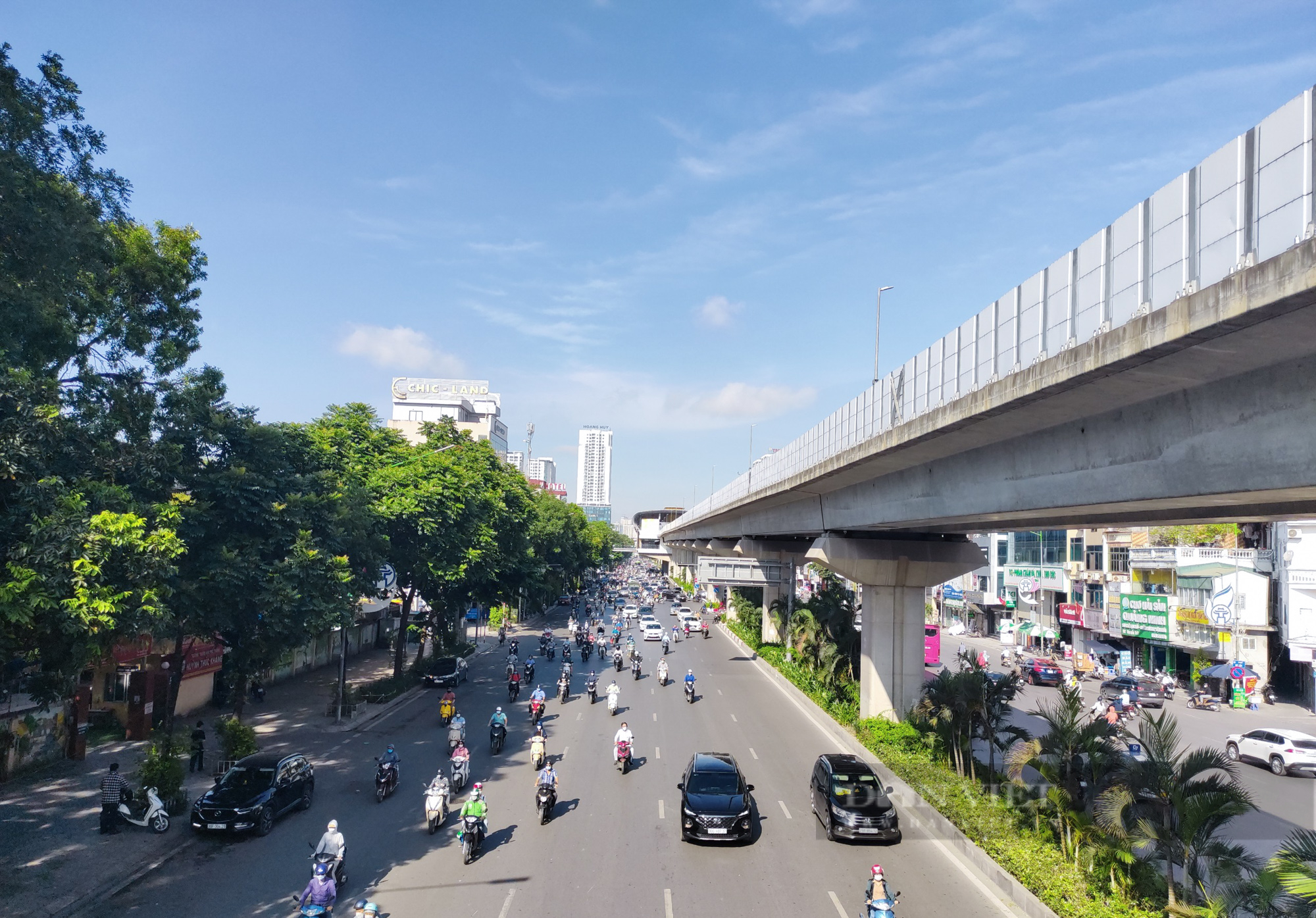 Hà Nội: Giao thông &quot;hỗn loạn&quot; trên cung đường Nguyễn Trãi trước đề xuất tách làn - Ảnh 10.