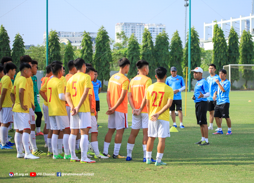 U19 Việt Nam trải qua thử thách khắc nghiệt trước thềm giải U19 ĐNÁ - Ảnh 4.