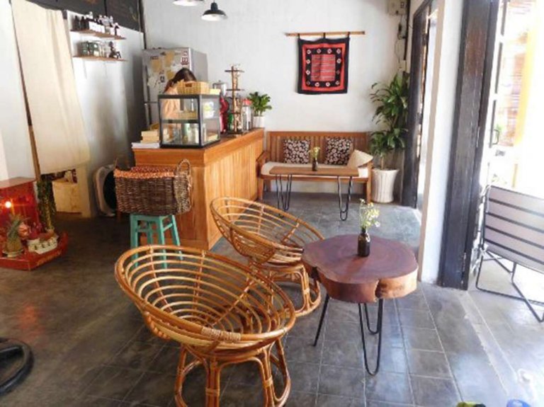 Khám phá những quán cà phê cổ điển, nổi tiếng hút khách ở phố cổ Hội An - Ảnh 7.