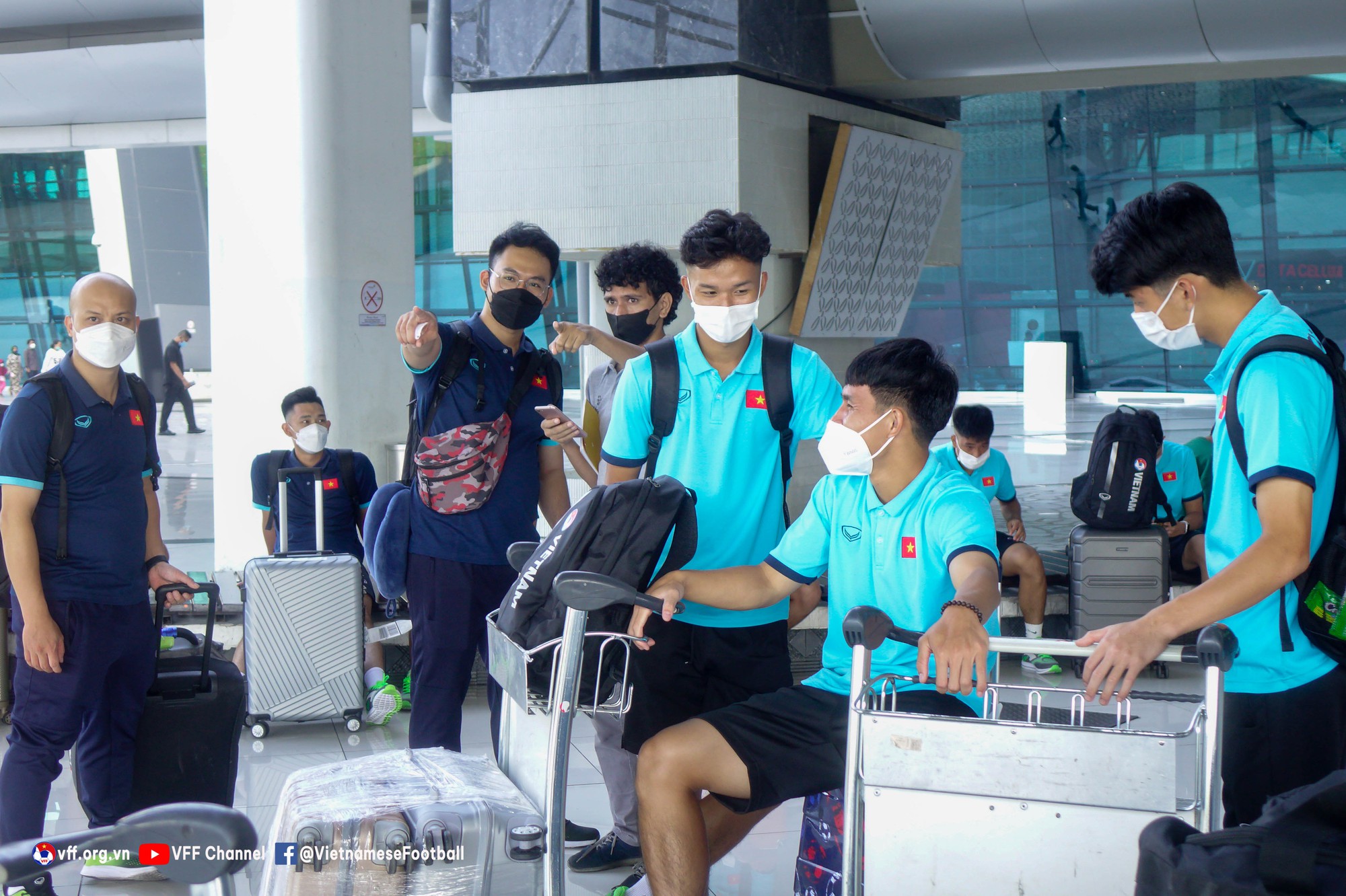 U19 Việt Nam trải qua thử thách khắc nghiệt trước thềm giải U19 ĐNÁ - Ảnh 2.